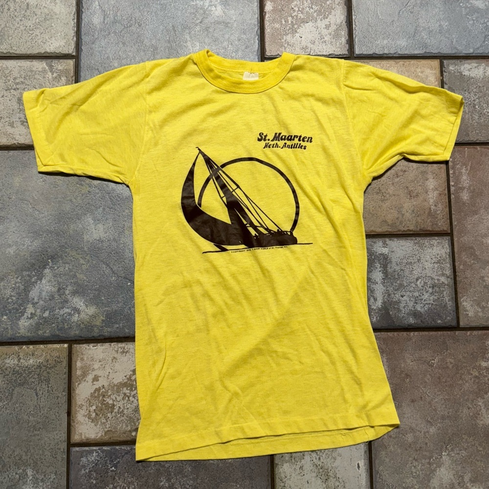 Vintage 70s St. Maarten Tourist Souvenir Tee Shirt - Picture 2 of 7